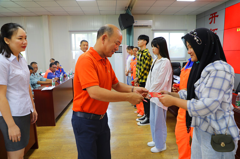 “金秋助學(xué)，圓夢明佳！”明佳集團黨支部及工會組織開展愛心助學(xué)活動！